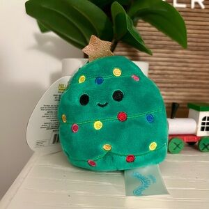 Squishmallows Green Christmas Tree Clip-On